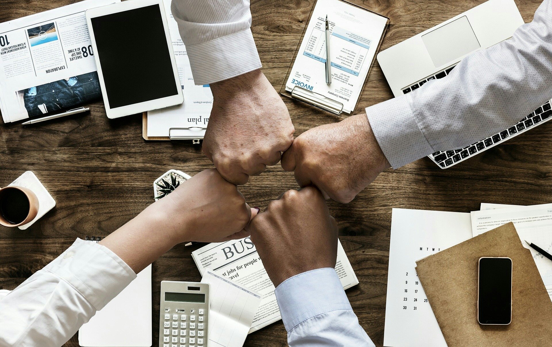 Collaboration Structures and Workflows BAnner